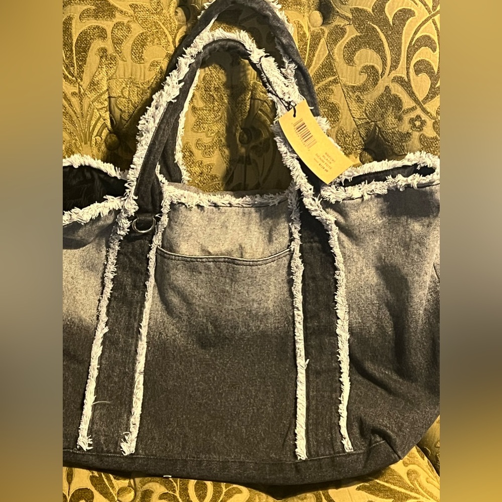 Steven Madden. New with tags
